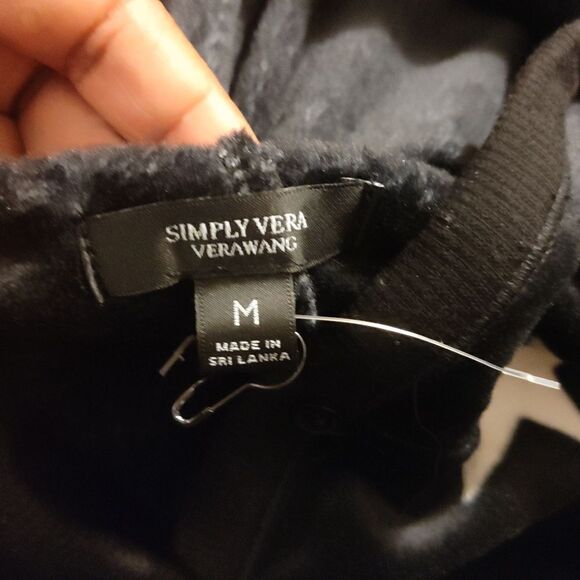 Simply Vera Vera Wang pajamas jumpsuit with hoodie and big pockets, nwot - Picture 4 of 7